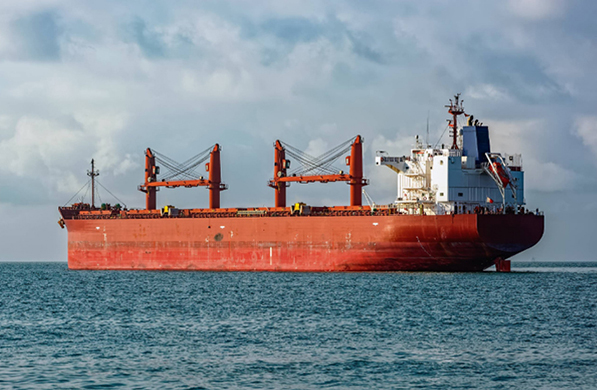 美國國際運(yùn)輸業(yè)在促進(jìn)全球貿(mào)易和經(jīng)濟(jì)增長方面發(fā)揮著重要作用