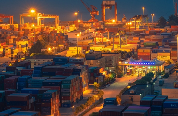 隨著國際貿易的不斷發展，美國貨代行業也將會迎來更廣闊的發展空間