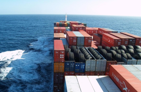 上海到巴基斯坦專線以其快捷高效的特性，成為眾多企業選擇的首選