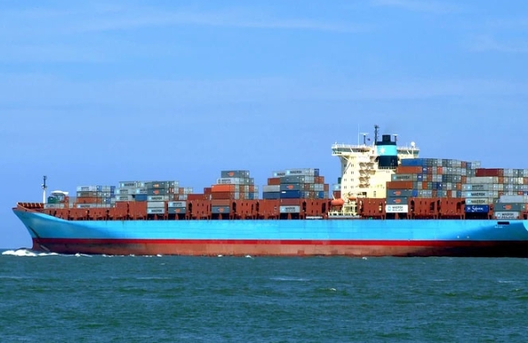 未來國際物流將更加高效、智能，為全球經(jīng)濟的繁榮發(fā)展貢獻力量