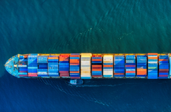 上海貨代是連接全球貿易的樞紐力量，推動著上海對外開放和經濟發展